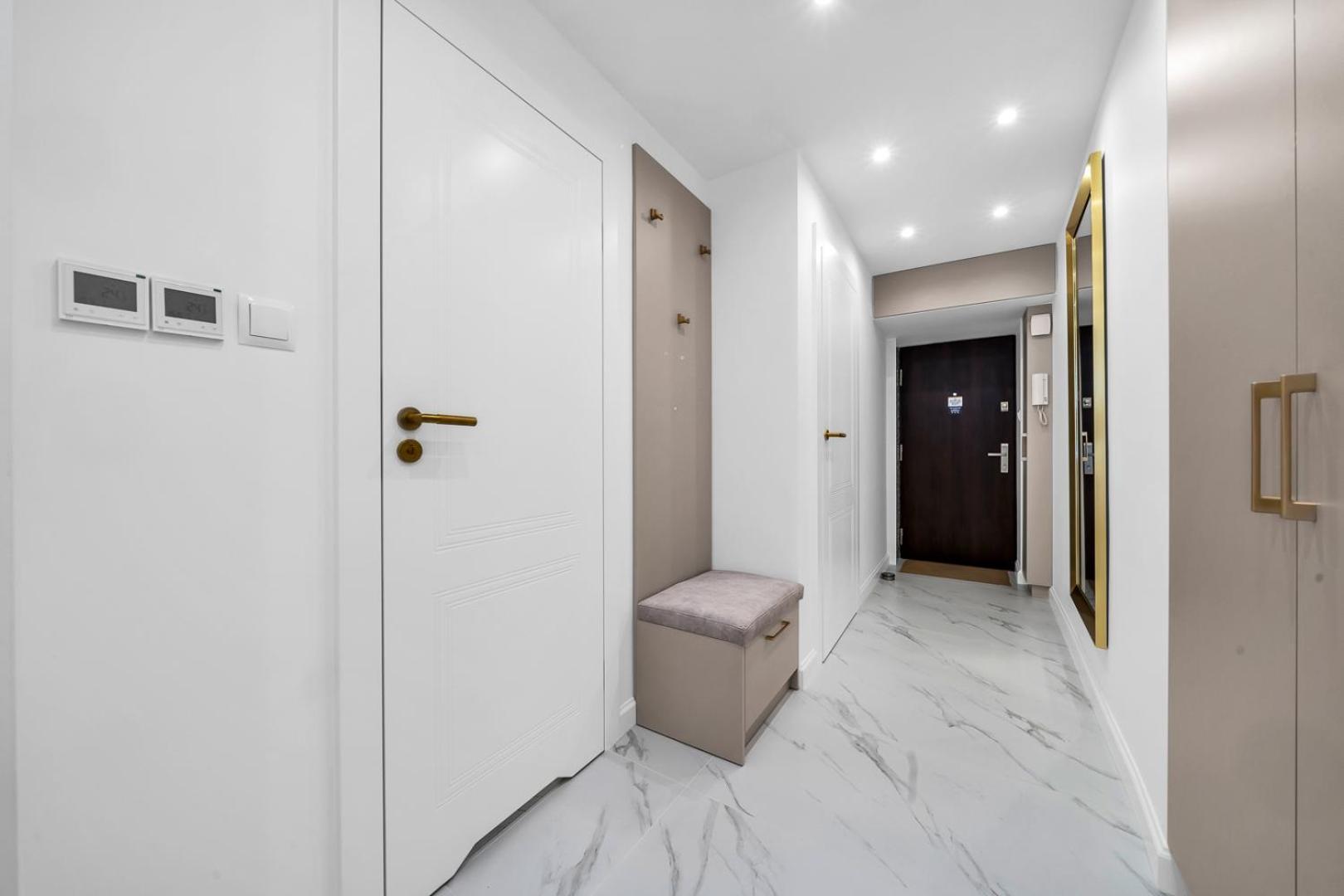 Warsaw Centrum Apartment - Workspace, Balcony - By Rentujemy Extérieur photo